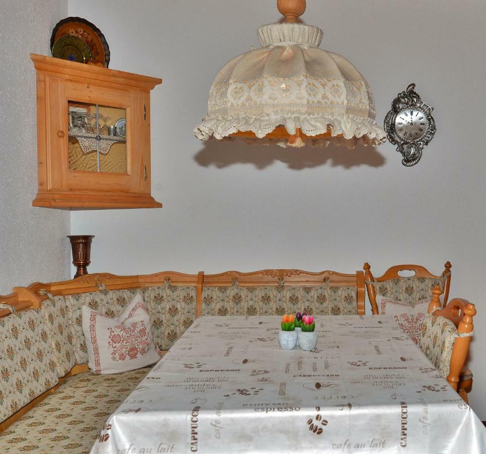 Ferienwohnung Frauenschuh Vorderhornbach エクステリア 写真