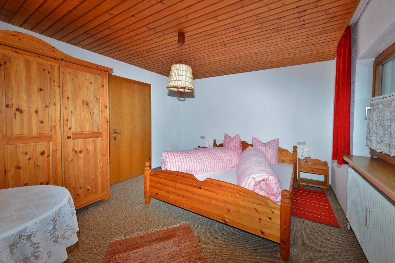 Ferienwohnung Frauenschuh Vorderhornbach エクステリア 写真